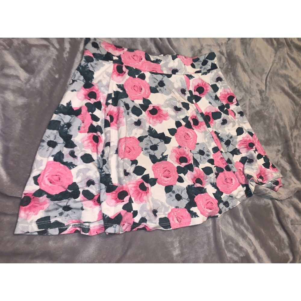 Super cute skater skirt